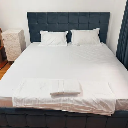 Abbey Calea Victoriei