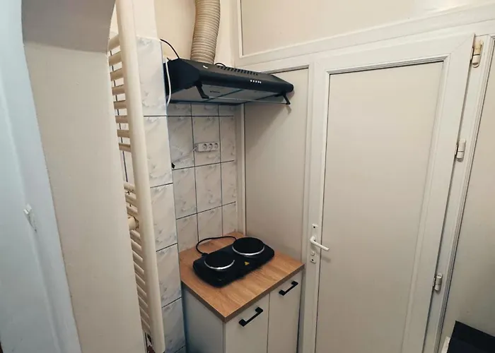 Abbey Calea Victoriei